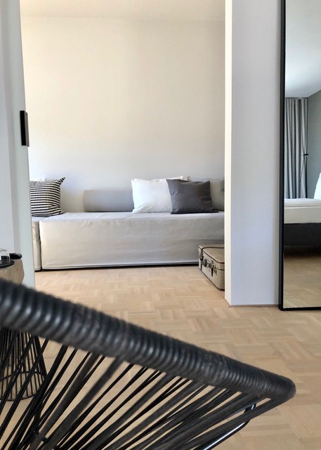 06-1921-02-065_Umbau_Der_Gruene_Baum_Familienzimmer_1