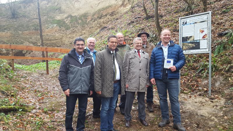 Foerderschild_GEO_Pfad