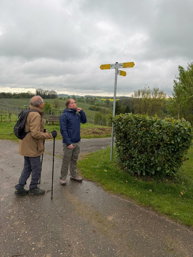 Wanderwegebeschilderung der Stadt Östringen